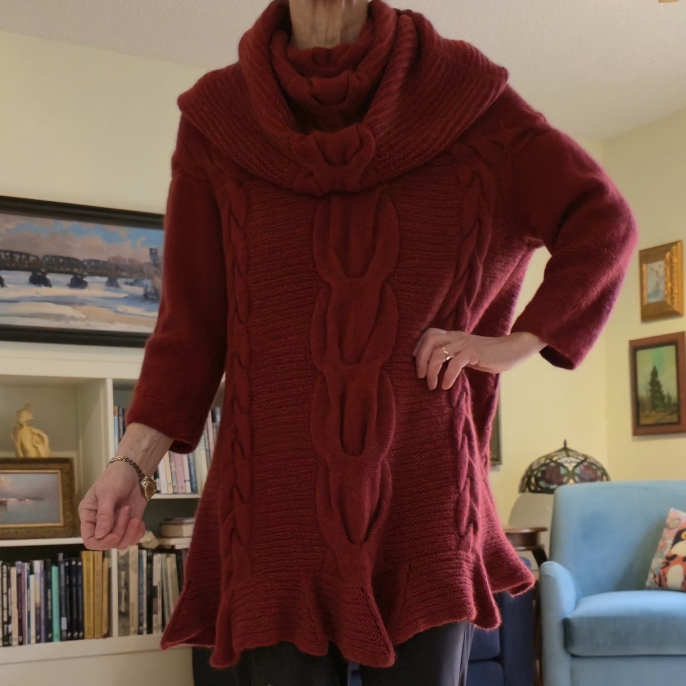 Qiviuk Sweater Or Dress